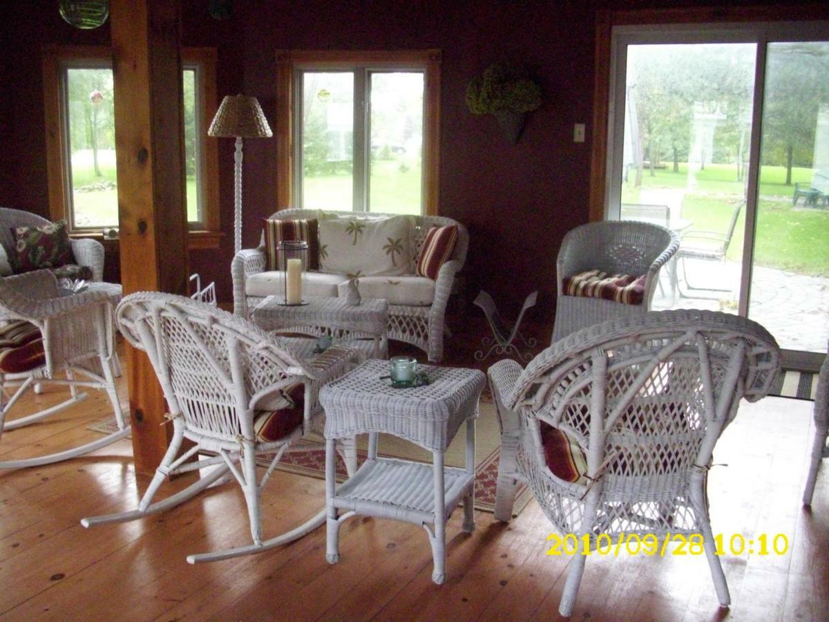 The Old Shipman House Bed & Breakfast Kemptville Extérieur photo